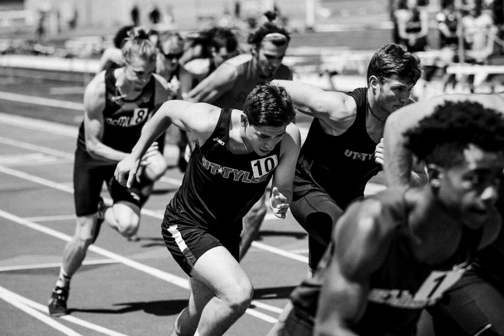 people, runners, running, sport, gray running, gray sports, gray run, runners, runners, running, running, running, running, running